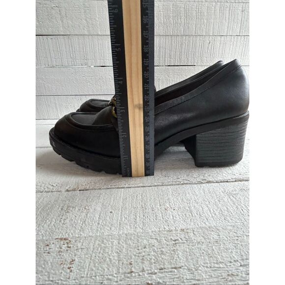 Women’s Black Chunky Heel Loafers Size 6M Gold Chain Block Heel Lug Sole - Picture 6 of 12